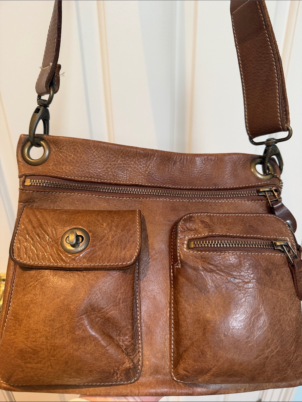 Roots cognac caramel villager tribe crossbody - w leather straps